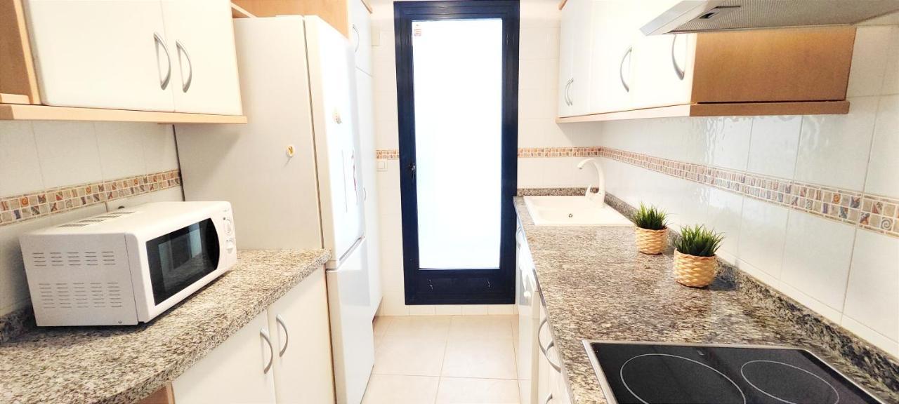 Apartamento Suenos Del Mar II By Denia Costa ภายนอก รูปภาพ