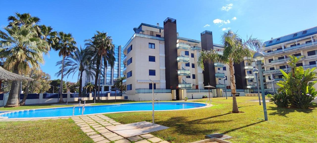 Apartamento Suenos Del Mar II By Denia Costa ภายนอก รูปภาพ