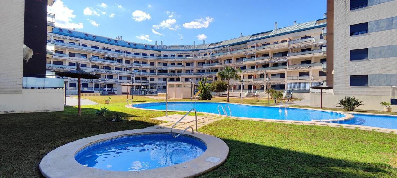 Apartamento Suenos Del Mar II By Denia Costa ภายนอก รูปภาพ